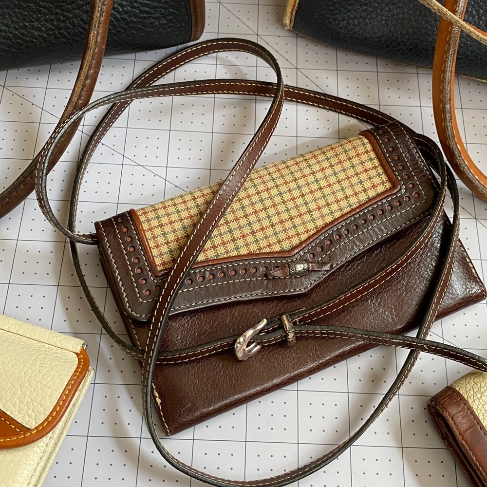 Dooney & Bourke bag lot - Picture 6 of 17